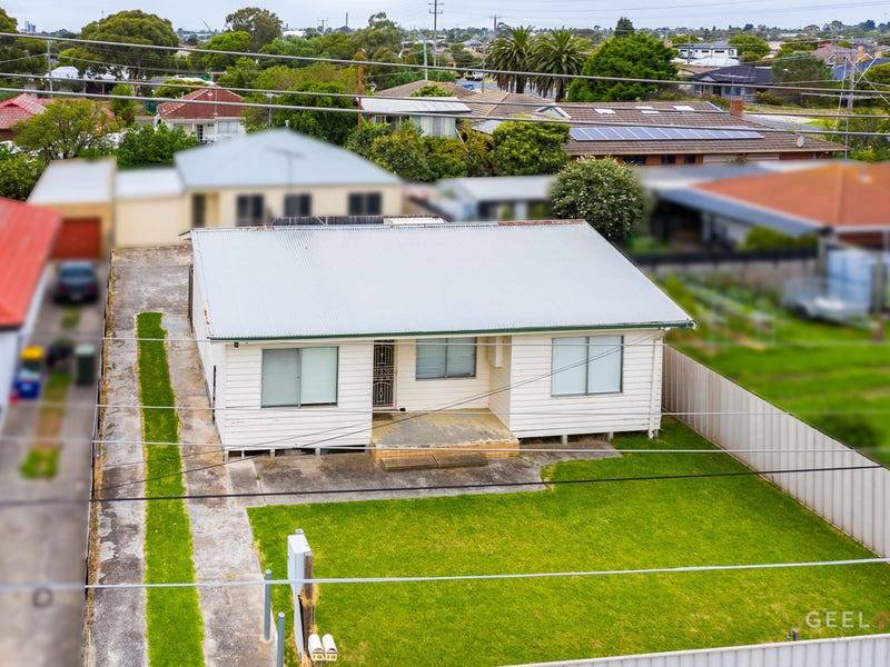 Photo - Unit 1/16 Redfearn Court, Corio VIC 3214 - Image 7