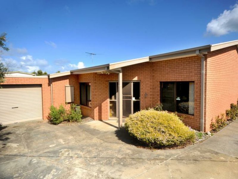 Unit 1/16 Wattletree Avenue, St Leonards VIC 3223