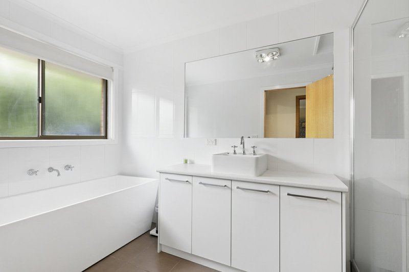 Photo - Unit 1/16 Wattletree Avenue, St Leonards VIC 3223 - Image 3