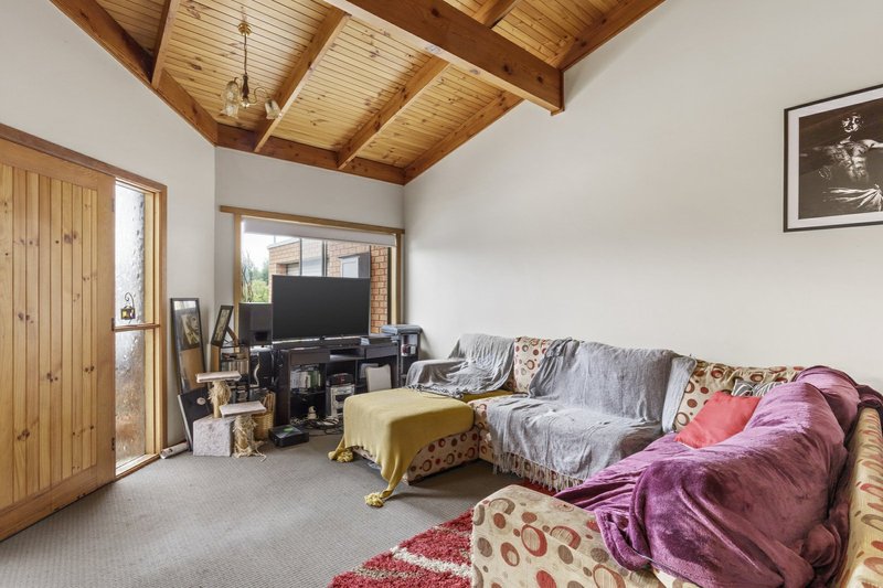 Photo - Unit 1/16 Wattletree Avenue, St Leonards VIC 3223 - Image 4