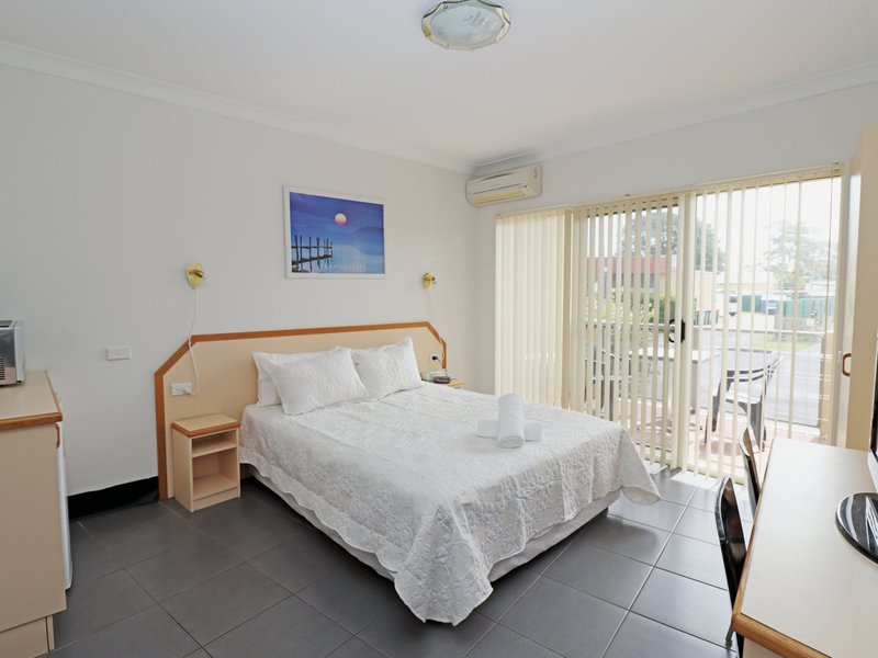 Unit 1/185 Jacobs Drive, Sussex Inlet NSW 2540