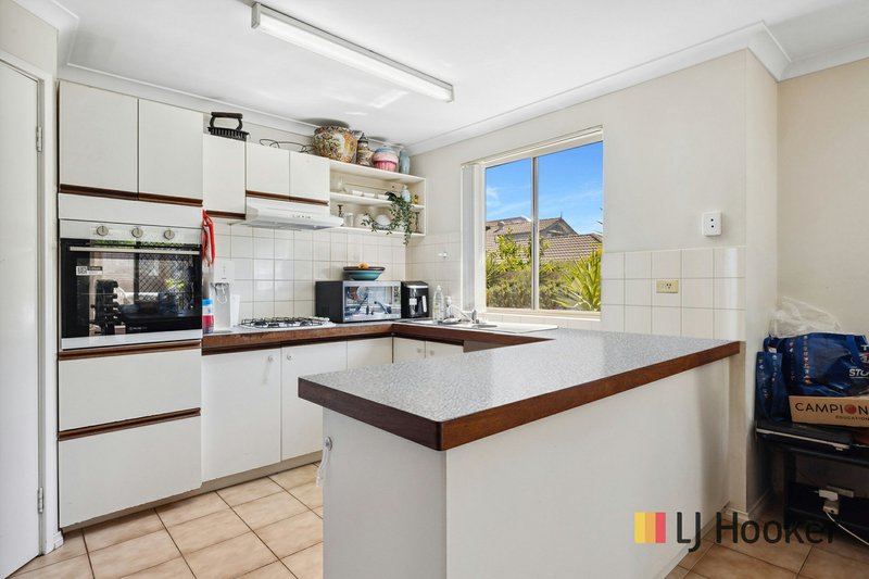 Photo - Unit 1/190 Kitchener Road, Booragoon WA 6154 - Image 4