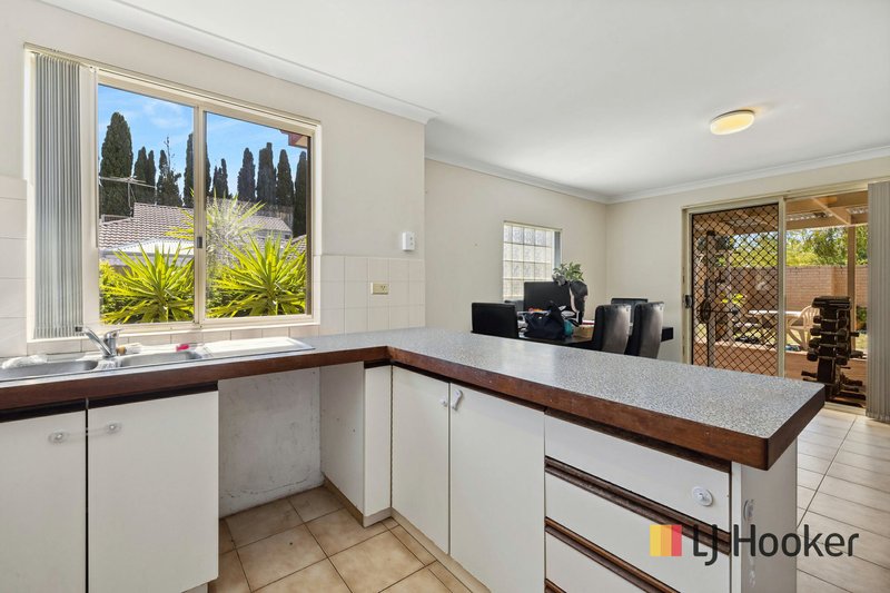 Photo - Unit 1/190 Kitchener Road, Booragoon WA 6154 - Image 5