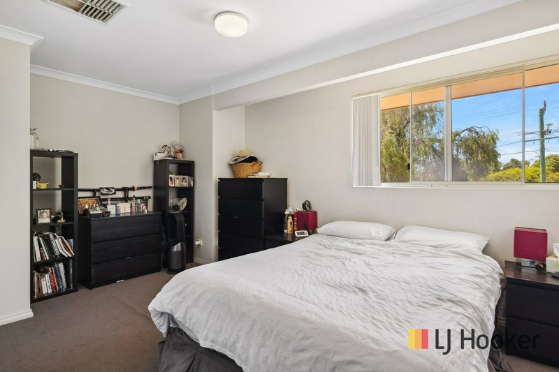 Photo - Unit 1/190 Kitchener Road, Booragoon WA 6154 - Image 8