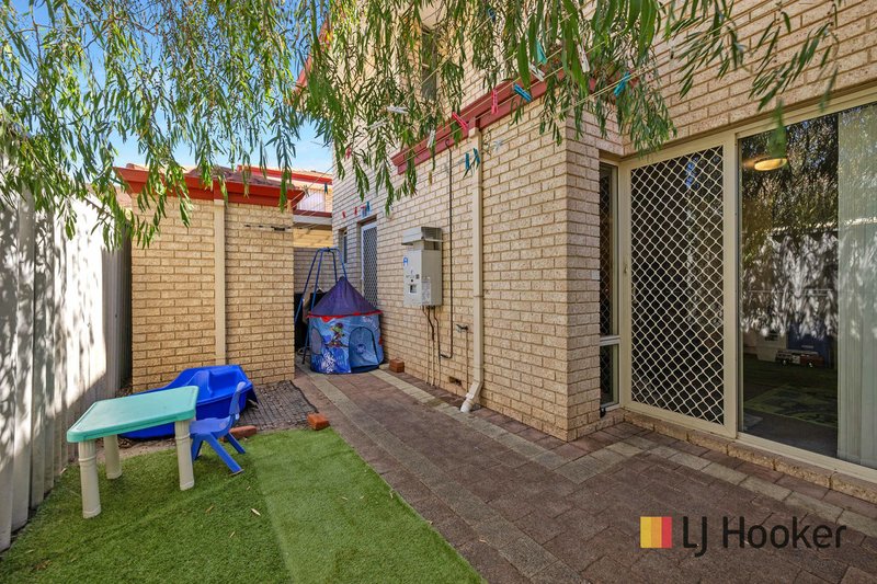 Photo - Unit 1/190 Kitchener Road, Booragoon WA 6154 - Image 18