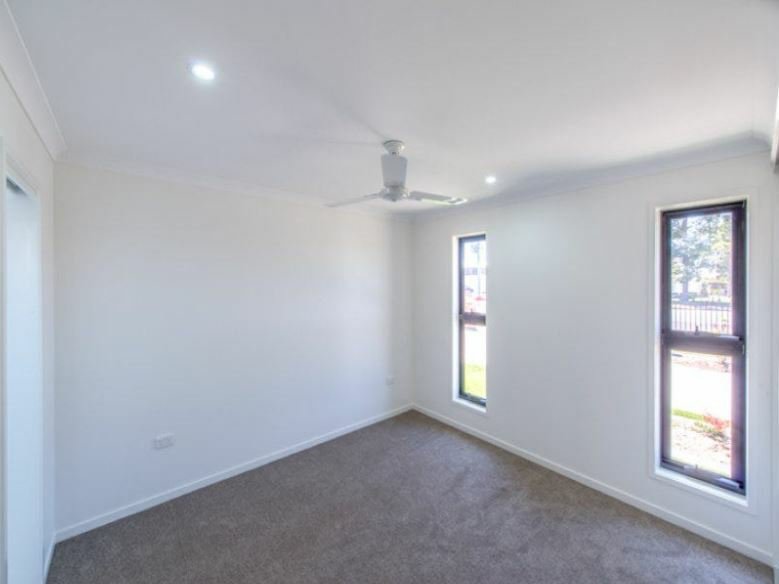 Photo - Unit 1/191 Barolin Street, Avenell Heights QLD 4670 - Image 4