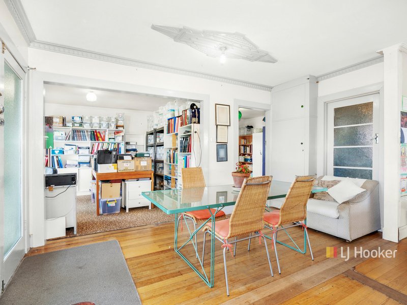 Photo - Unit 1/1a Winston Place, Devonport TAS 7310 - Image 7