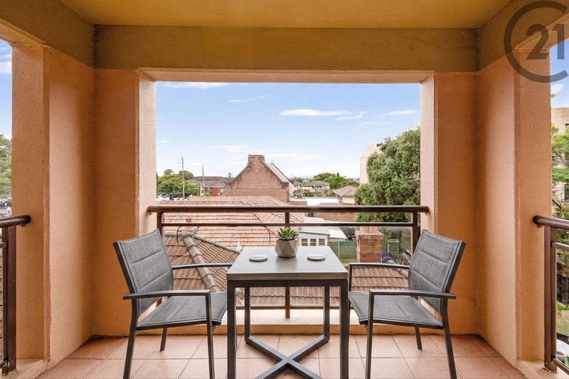 Photo - Unit 12 17 Macmahon Street, Hurstville NSW 2220 - Image 4