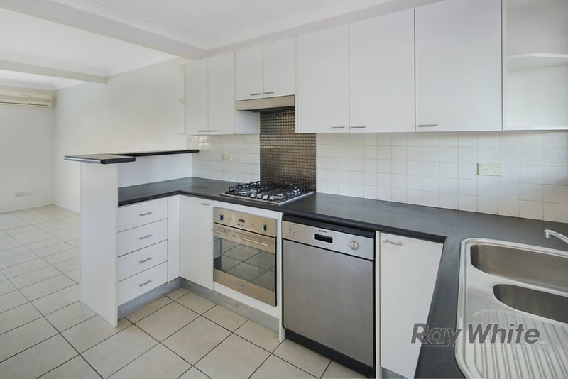 Photo - Unit 12, 19 Almara Street, Capalaba QLD 4157 - Image 3