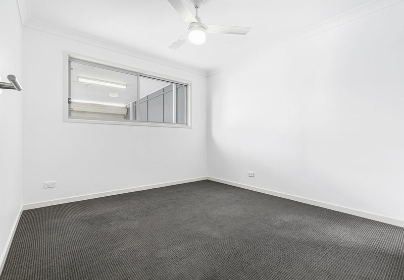 Photo - Unit 12/101 Jones Road, Carina Heights QLD 4152 - Image 8