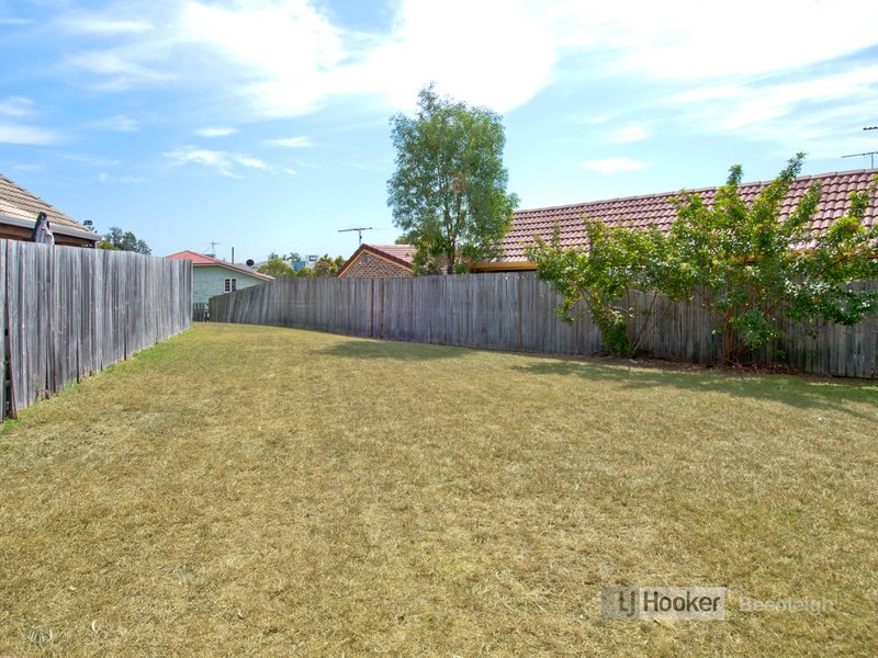 Photo - Unit 12/11 Muchow Street, Beenleigh QLD 4207 - Image 11