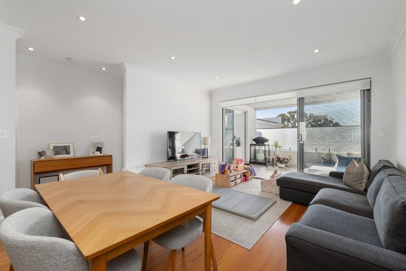 Photo - Unit 12/122 Kimberley Street, West Leederville WA 6007 - Image 3