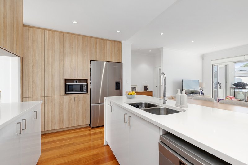 Photo - Unit 12/122 Kimberley Street, West Leederville WA 6007 - Image 8