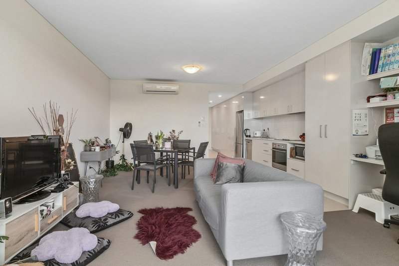 Photo - Unit 12/15 Pallett Avenue, Spearwood WA 6163 - Image 2