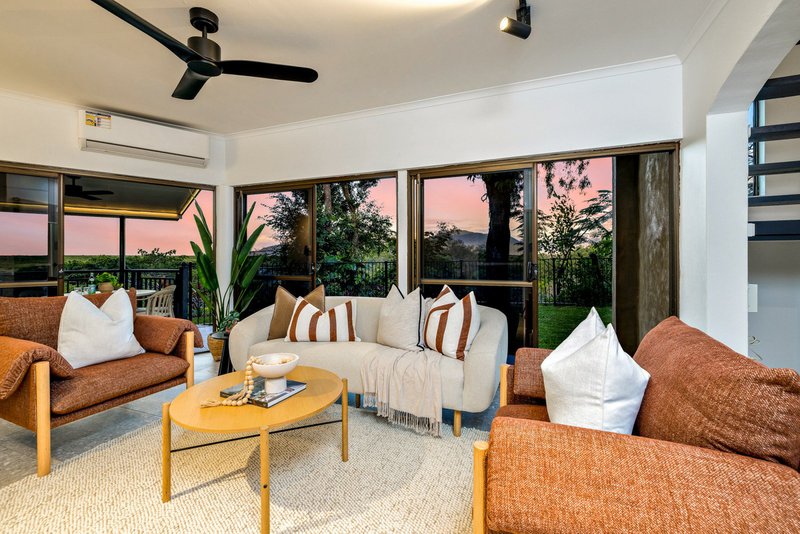 Photo - Unit 1/22-24 Collins Avenue, Edge Hill QLD 4870 - Image 3