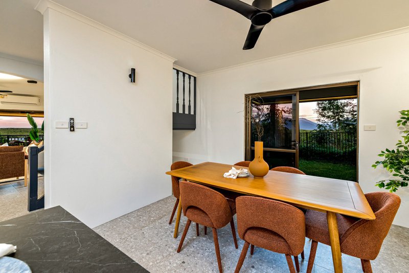 Photo - Unit 1/22-24 Collins Avenue, Edge Hill QLD 4870 - Image 7