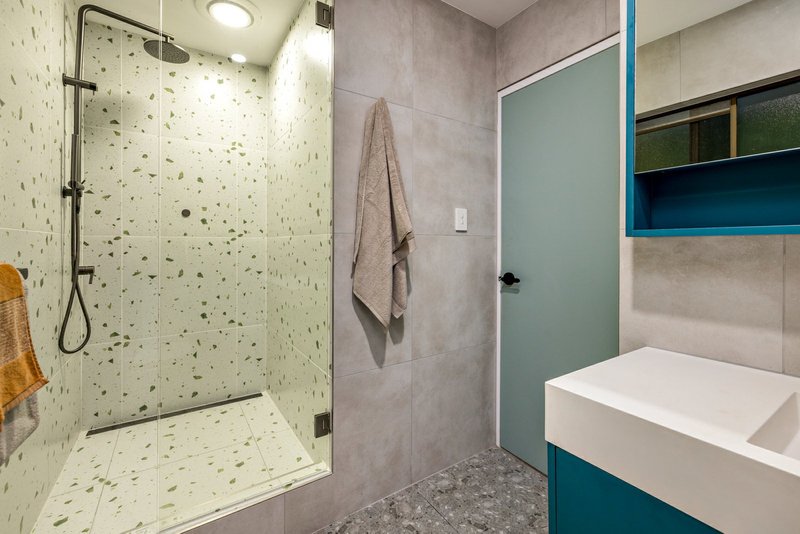 Photo - Unit 1/22-24 Collins Avenue, Edge Hill QLD 4870 - Image 15