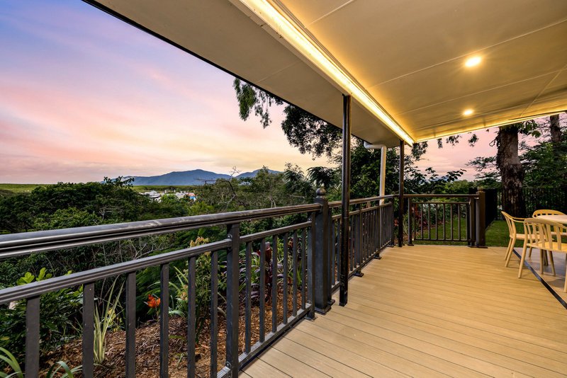 Photo - Unit 1/22-24 Collins Avenue, Edge Hill QLD 4870 - Image 18