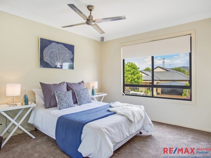 Photo - Unit 1/22 Lantau Crescent, Varsity Lakes QLD 4227 - Image 4