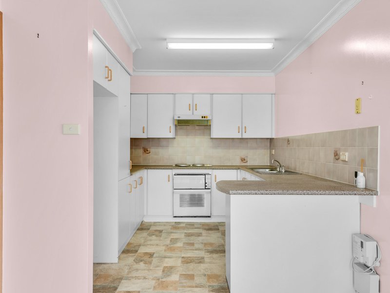 Photo - Unit 1/22 Orana Crescent, Taree NSW 2430 - Image 6