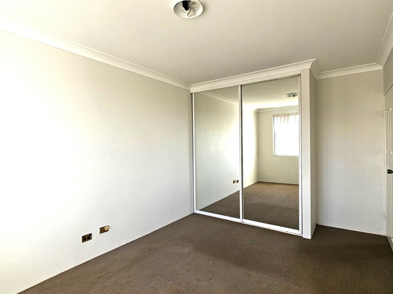 Photo - Unit 122/4-11 Equity Place, Canley Vale NSW 2166 - Image 5