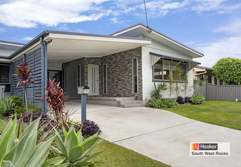 Photo - Unit 1,2,3 & 4/22-24 Mcintyre Street, South West Rocks NSW 2431 - Image 2