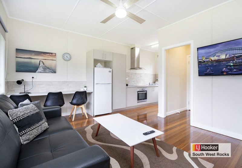 Photo - Unit 1,2,3 & 4/22-24 Mcintyre Street, South West Rocks NSW 2431 - Image 10