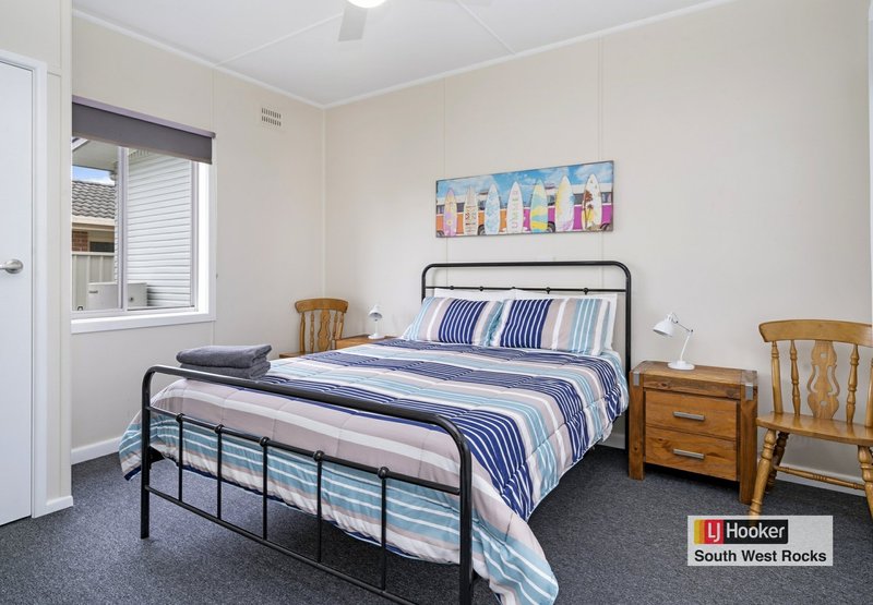 Photo - Unit 1,2,3 & 4/22-24 Mcintyre Street, South West Rocks NSW 2431 - Image 18