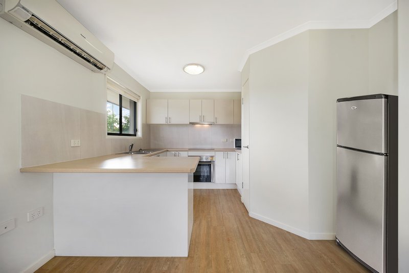 Photo - Unit 1,2,3/24 Young Street, Petrie QLD 4502 - Image 17