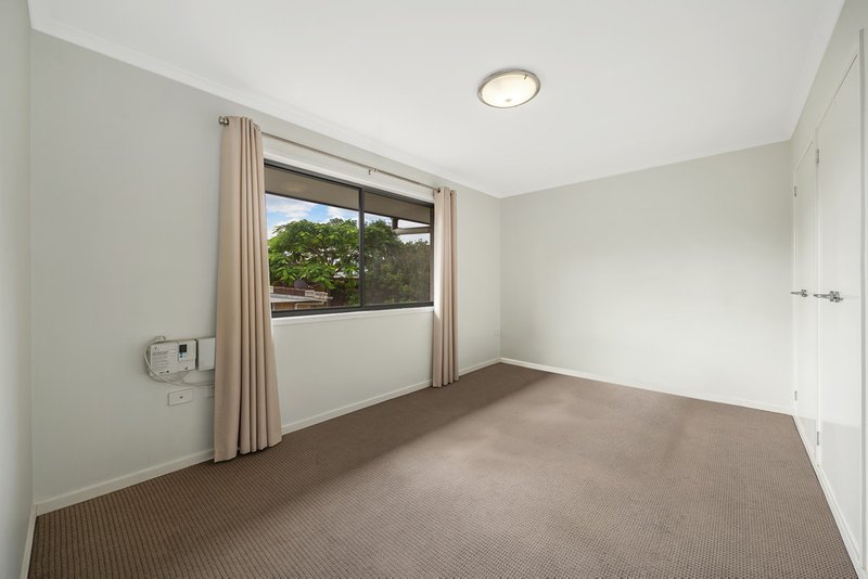 Photo - Unit 1,2,3/24 Young Street, Petrie QLD 4502 - Image 21