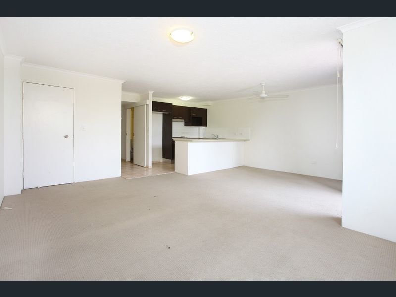 Photo - Unit 12/3355 Surfers Paradise Boulevard, Surfers Paradise QLD 4217 - Image 3