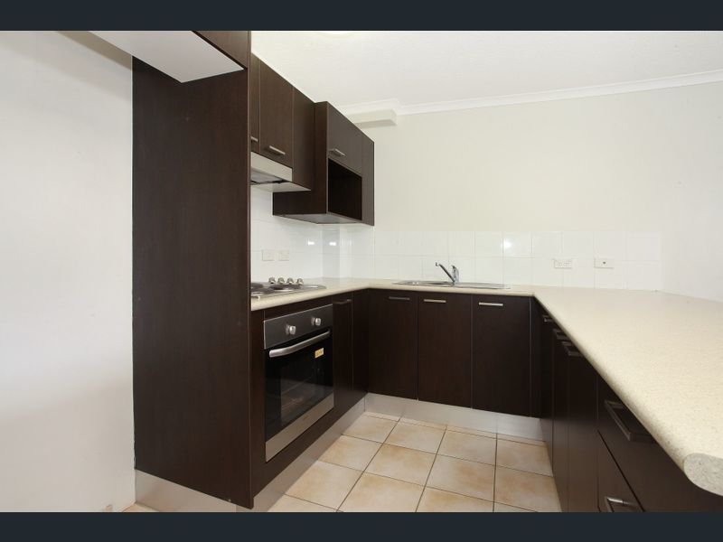 Photo - Unit 12/3355 Surfers Paradise Boulevard, Surfers Paradise QLD 4217 - Image 7