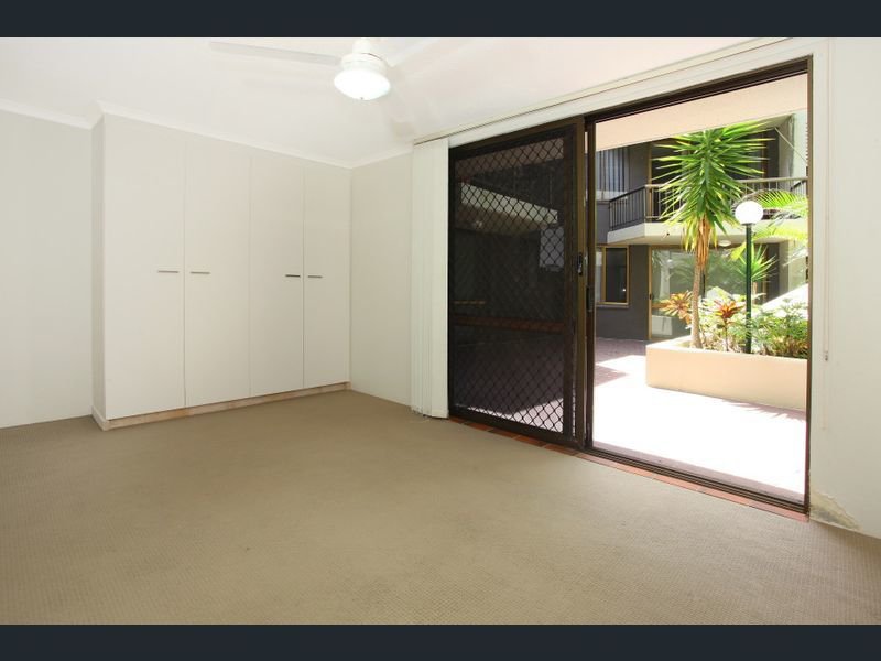 Photo - Unit 12/3355 Surfers Paradise Boulevard, Surfers Paradise QLD 4217 - Image 9