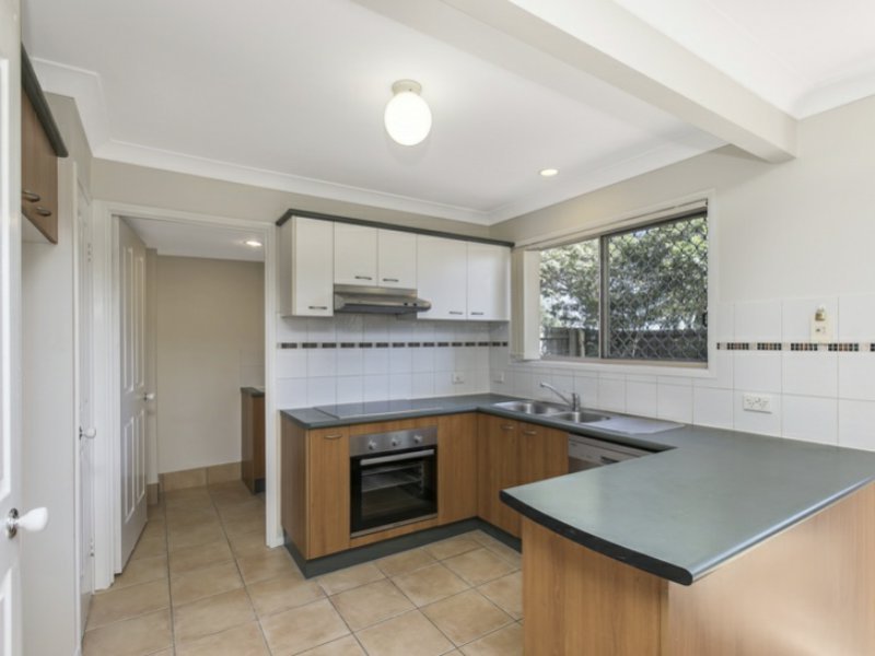 Photo - Unit 1/250 Manly Road, Manly West QLD 4179 - Image 4