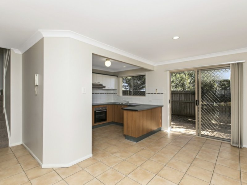 Photo - Unit 1/250 Manly Road, Manly West QLD 4179 - Image 6