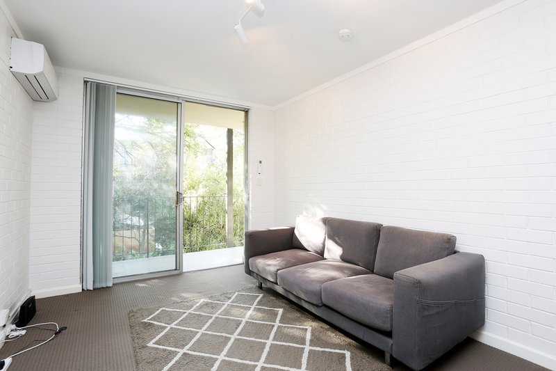 Photo - Unit 12/58 Second Ave , Mount Lawley WA 6050 - Image 2