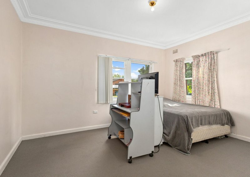 Photo - Unit 1/276 Victoria Street, Taree NSW 2430 - Image 9