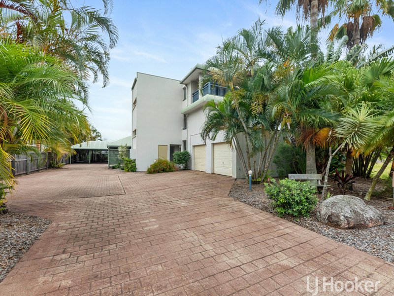 Photo - Unit 1/3 Beach Road, Pialba QLD 4655 - Image 4