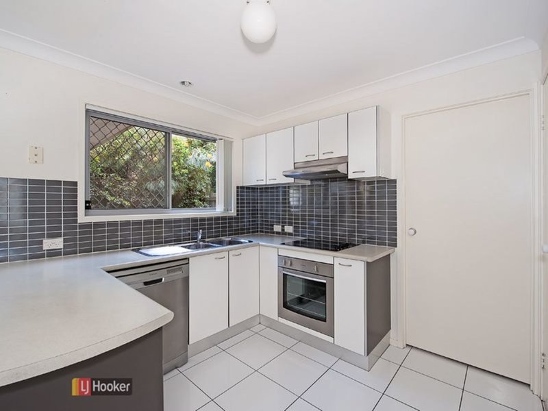 Photo - Unit 13/19 Magree Street, Kallangur QLD 4503 - Image 6