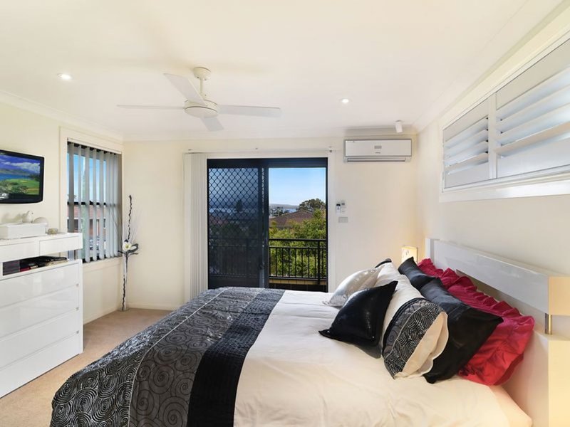 Photo - Unit 1/32 Fraser Road, Long Jetty NSW 2261 - Image 5