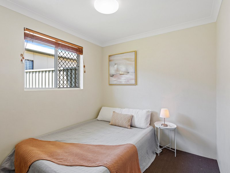 Photo - Unit 1/32 Georgina Street, Woody Point QLD 4019 - Image 9