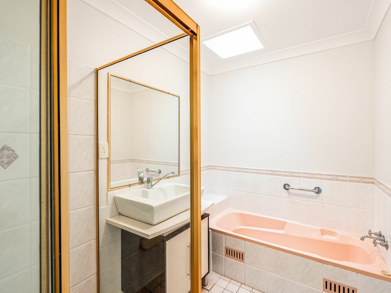 Photo - Unit 13/2 Norvell Grove, Alstonville NSW 2477 - Image 10