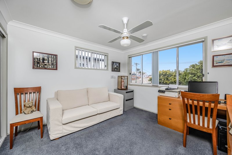 Photo - Unit 1/33 Nankeen Ave , Paradise Point QLD 4216 - Image 10