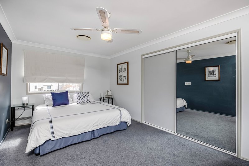 Photo - Unit 1/33 Nankeen Ave , Paradise Point QLD 4216 - Image 11