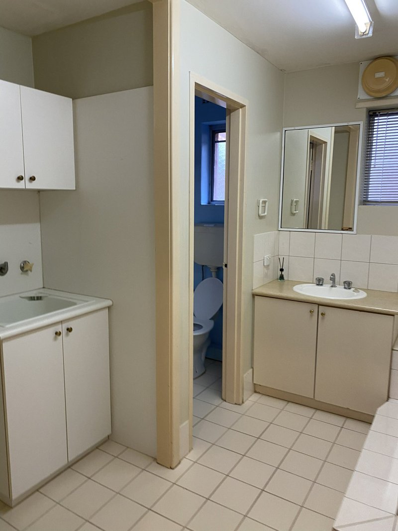 Photo - Unit 13/4 Canham Way, Orelia WA 6167 - Image 7