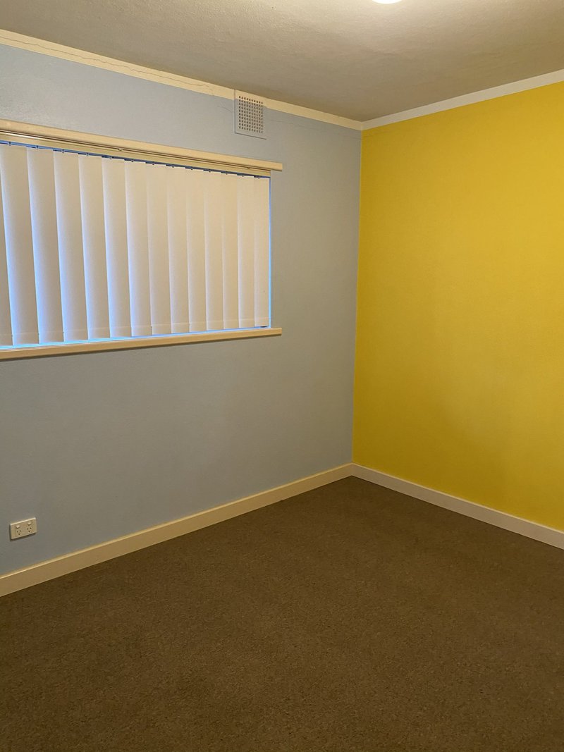 Photo - Unit 13/4 Canham Way, Orelia WA 6167 - Image 9