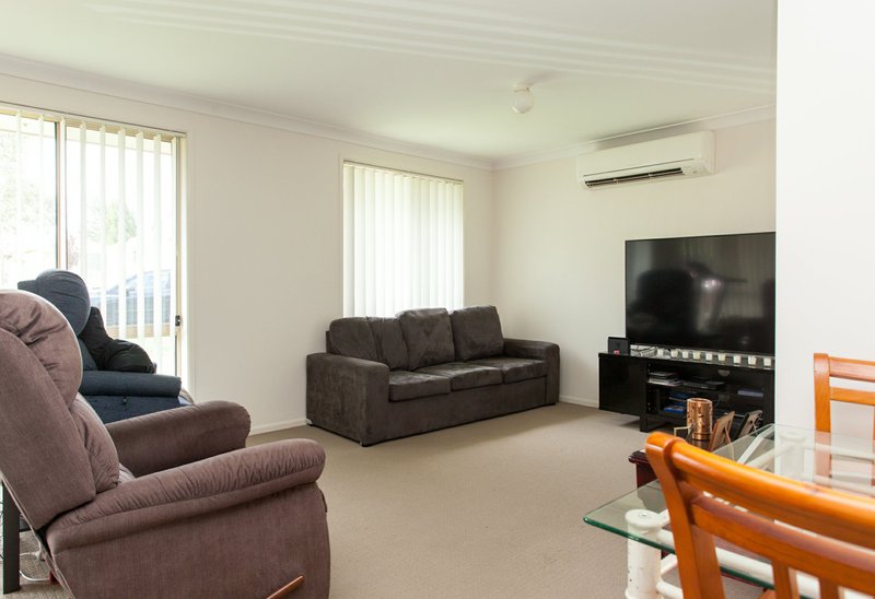 Photo - Unit 1/35 Rawson Street, Aberdare NSW 2325 - Image 6