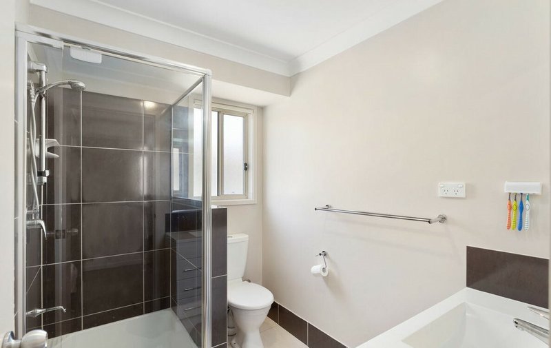 Photo - Unit 1/4 Fitzroy Street, Churchill QLD 4305 - Image 6