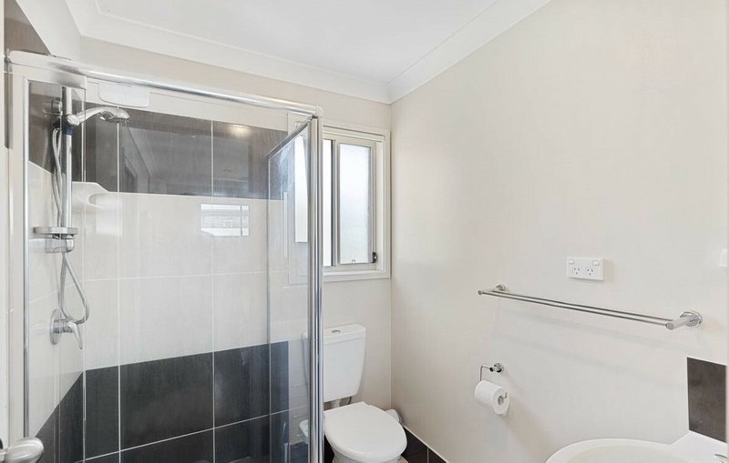 Photo - Unit 1/4 Fitzroy Street, Churchill QLD 4305 - Image 9