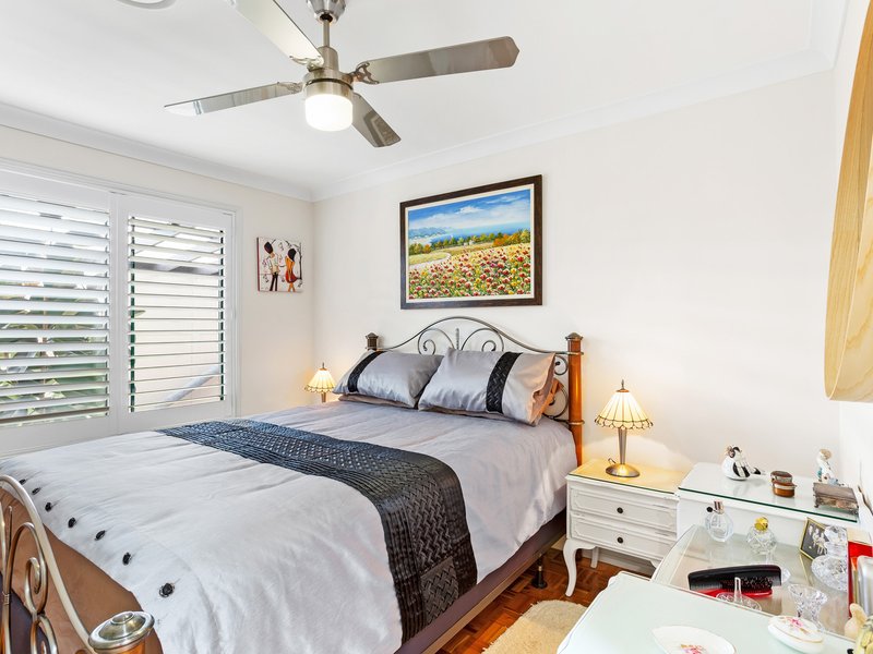 Photo - Unit 1/40 Port Dr , Banksia Beach QLD 4507 - Image 9